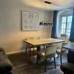 Wettinstrasse Mit 2 Schlafzimmern * Meißen