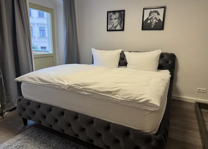 Apartment Wettinstrasse Mit 2 Schlafzimmern *